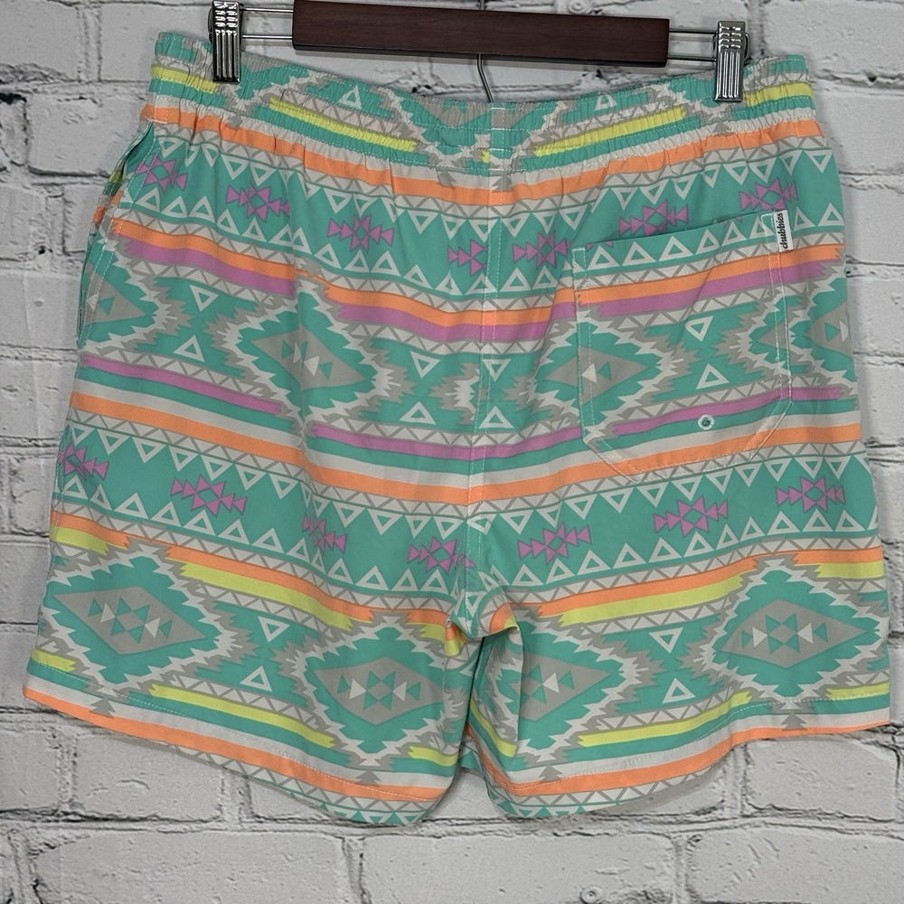 Chubbies Swim Trunks‎ Mens L Mesh Lined Aztec The En Fuegos 5.5" Classic Shorts - Picture 2 of 14